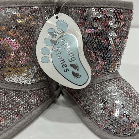 Stepping Stones Silver Sequined Infant Boots 6-9 Months - Picture 7 of 7